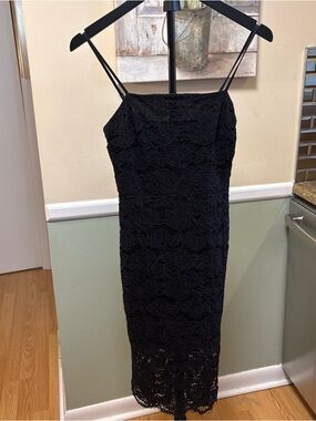 Express Black Lace Midi Dress with Spaghetti Straps